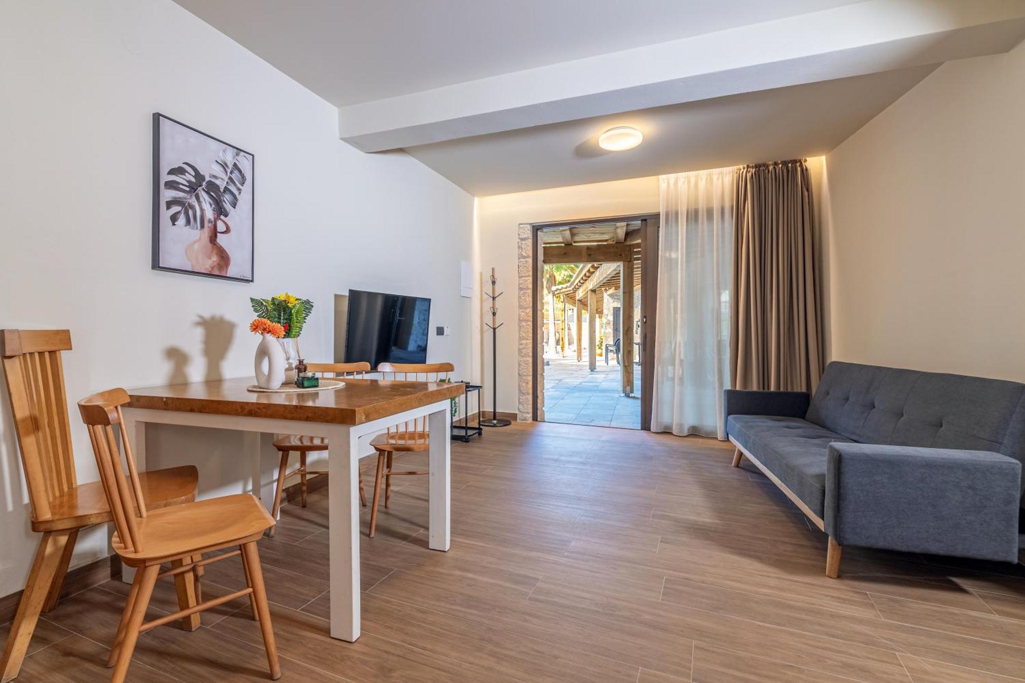 Doce Dioces , By Idealstay Experience Ligaria  Room photo